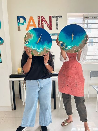 Paint Cafe Studio - Corporate Art Workshops Stunning Resin Art (Clocks, Trays & Decor) photo 39