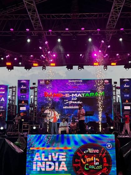 Another patriotic and energetic performance from the 'Alive India in Concert' series, complete with stage pyrotechnics.