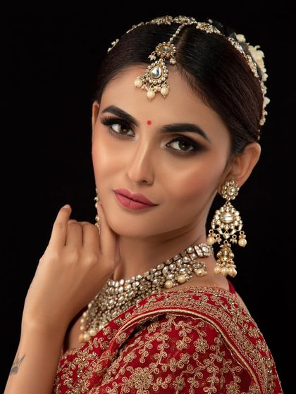 DN Jewellery House - Bridal & Occasion Jewellery Rental Kundan & Polki Sets for Receptions & Engagements photo 39