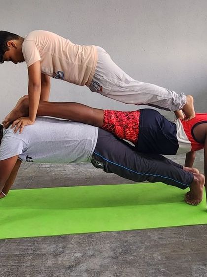 Swimsquare - Kids' Gymnastics Camp Partner & Group Acrobatics photo 42