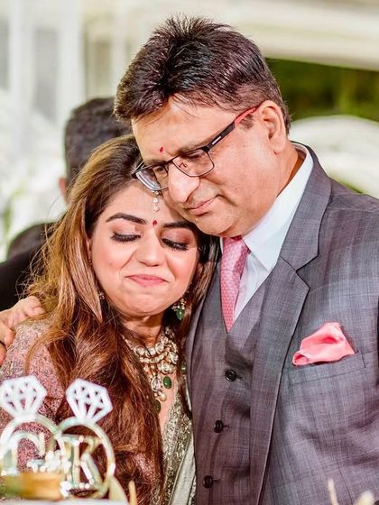 Friends & Family: The Heartbeat of the Wedding photo 22