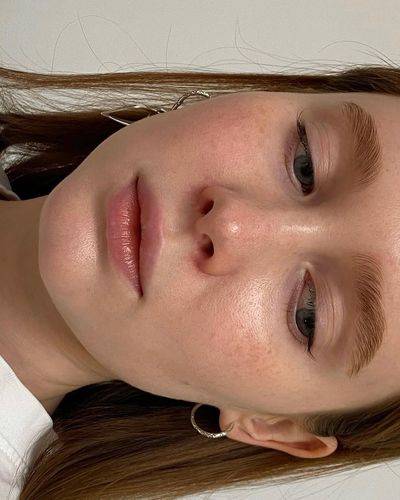 Eyebrow Lamination