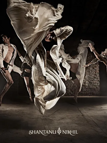 A powerful shot from the "Sway" campaign for designers Shantanu & Nikhil. The choreography focused on capturing the dynamic energy and fluidity of their garments, blending fashion with high-impact contemporary dance.