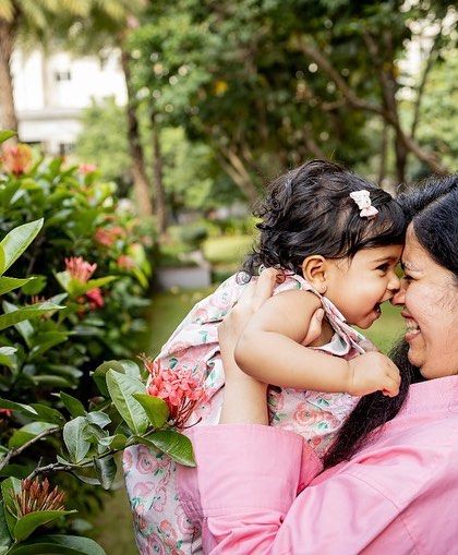 Cuddles & Giggles Photography - Newborn & Baby Photography Pure & Simple: Black and White photo 17