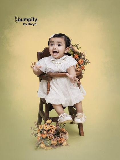 Posed Newborn & Sitter Sessions photo 19