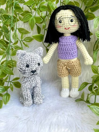 Another beautiful replica of a girl and her cat. I love how the purple top and shorts came out. These custom dolls make such personal and cherished gifts for any occasion.