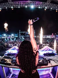 Live DJ & Electronic Music Performance