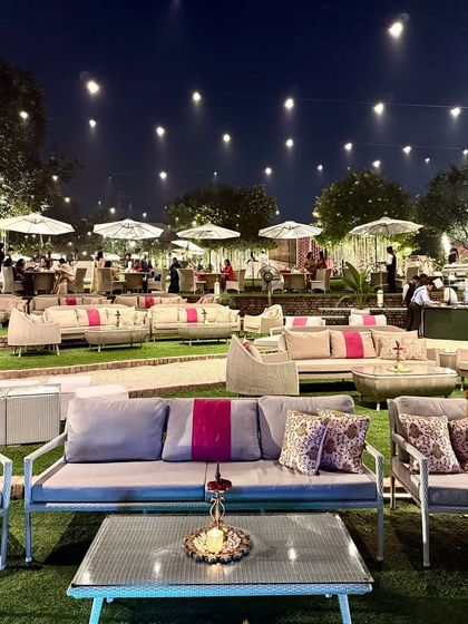 Our Canvas: The Amphitheatre, Lawns & Halls photo 8