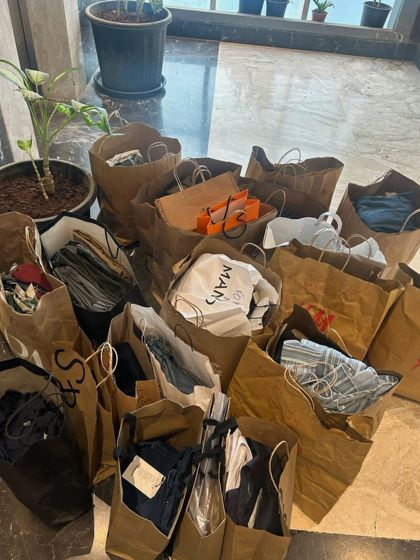 On Set & Behind the Scenes photo 18