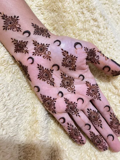 A different view of the sun and moon pattern, showing its fun and unique style.