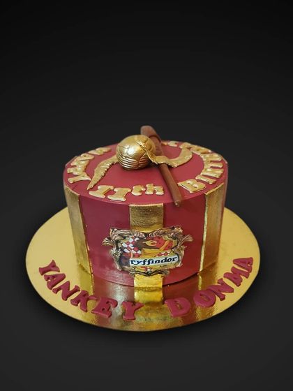 KolmarieKakes - Bespoke & Celebration Cakes Kids' Character & Theme Cakes photo 22