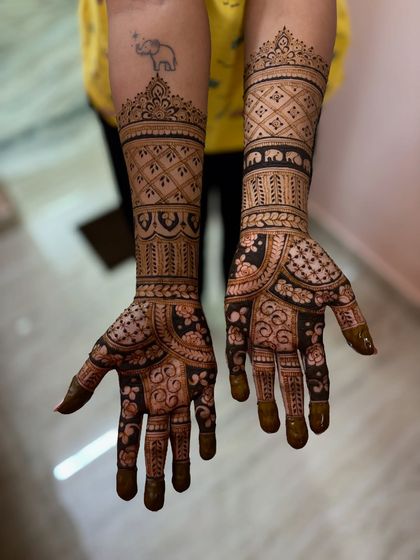 Lotus Mehendi Arts - Bridal & Occasion Mehendi Elaborate Bridal Designs photo 10