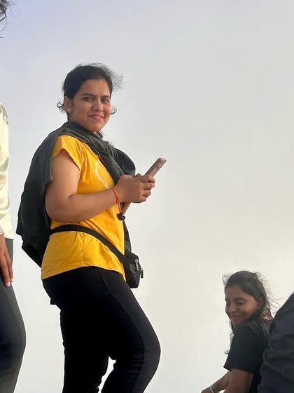 Candid moments from the Uttari Betta trek. It is the small interactions and shared smiles that define our trips.