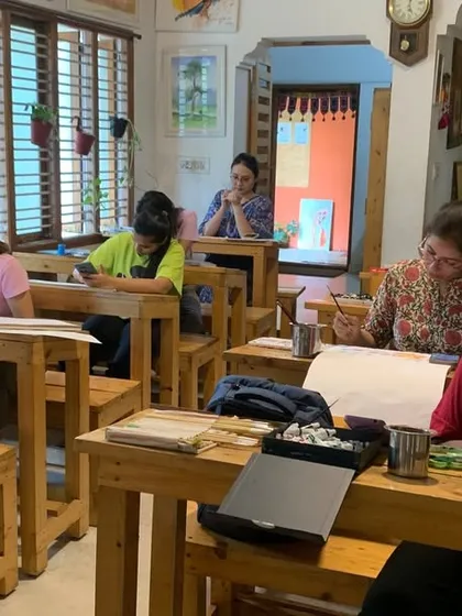Our classroom is a vibrant community where artists of all ages and backgrounds come together. This shared space is filled with quiet intensity, shared discoveries, and the energy of people growing their skills together.