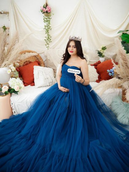 Solo Radiance: Portraits of the Mother-to-Be photo 124