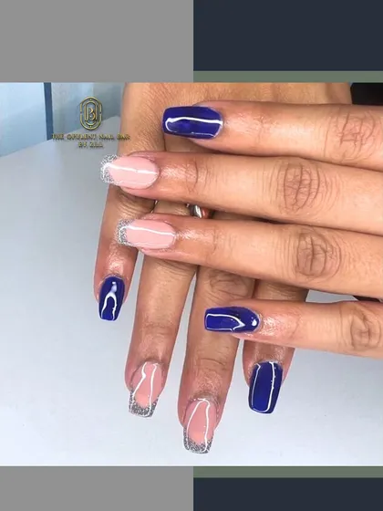 A chic and contrasting set with deep navy blue, sheer nude, and a sparkling silver glitter outline.
