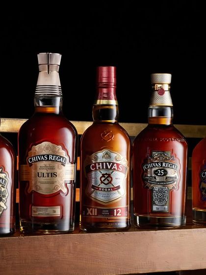 The Art of the Pour: Beverage & Bottle Campaigns photo 10