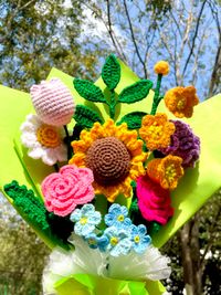 Crochet Flowers & Floral Decor