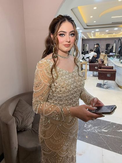 This client looks so confident and beautiful. The makeup is designed to be long-lasting and picture-perfect.