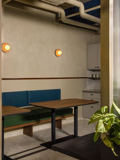 Modern Corporate Workspaces photo 5