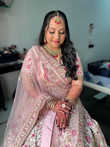 Modern & Pastel Brides photo 52