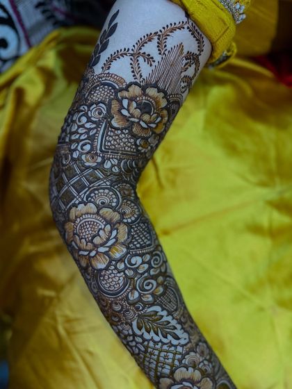 Z4 Studios - Bridal & Wedding Henna Signature Floral Bridal Henna photo 46
