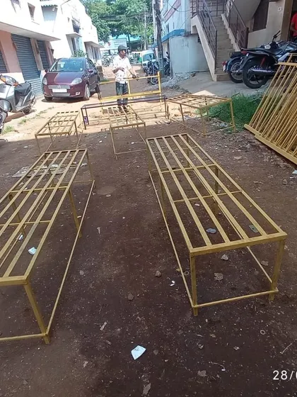 We love bringing a pop of color to your garden. This batch of custom single-tier stands, finished in a vibrant yellow powder coat, is ready for delivery to a client in Bengaluru.