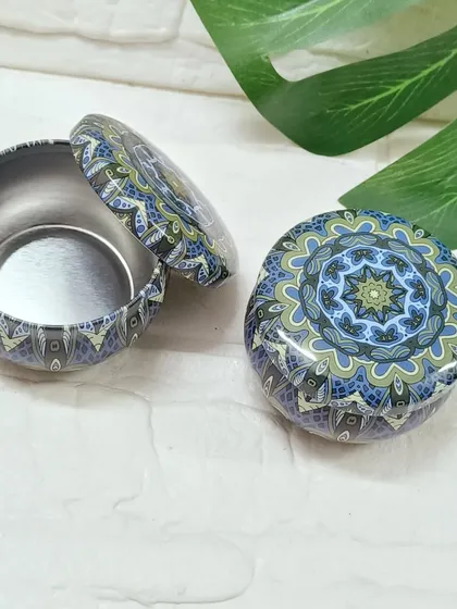 This blue mandala-printed tin box is another one of our beautiful and functional packaging solutions.