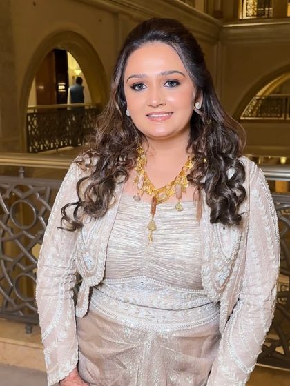 A close-up of the Sangeet look. The bronzed shimmer on her eyes makes them sparkle, and her skin is glowing with health and radiance.