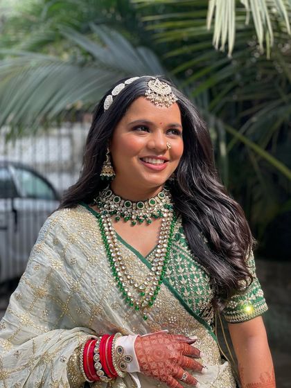 Flowing Waves & Curls photo 138