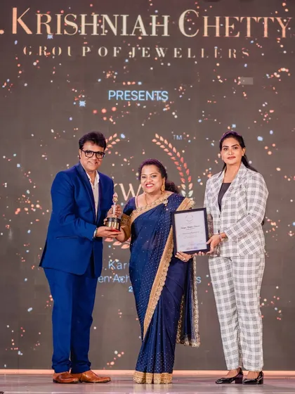 I was so honored to receive the Unique Women Achiever award from C. Krishniah Chetty Group of Jewellers. Moments like these, receiving an award from respected figures like actor Avinash, are a testament to the years of dedication I've poured into my art.
