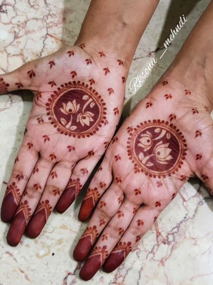 Sonu - Bridal & Wedding Mehndi Our Rich Herbal Henna Stain photo 7