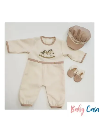 Simple, classic, and full of charm. This neutral toned romper features a sweet rocking horse embroidery and comes with a matching personalized cap and booties for a timeless look.
