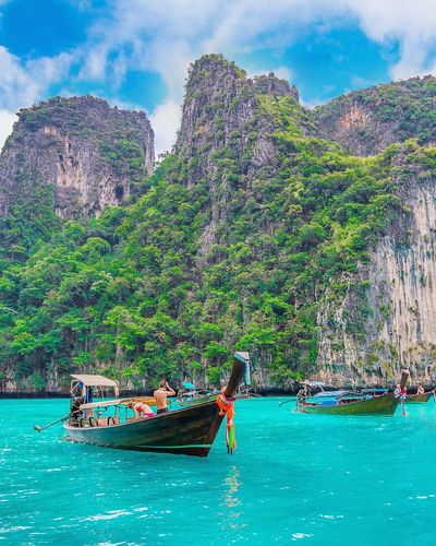 International Group Tours