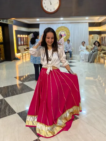 Another pose in my Day 1 outfit. This look is a great example of how you can be comfortable and stylish for a Garba night.