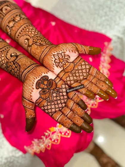 An angled view of the same bridal design.