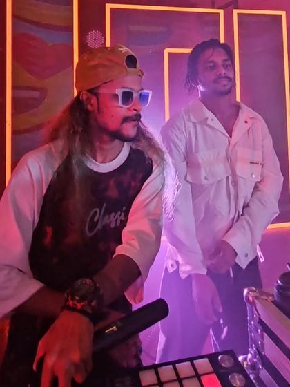 Akzy - Event DJ & Production Services College Fest & Campus Events photo 65