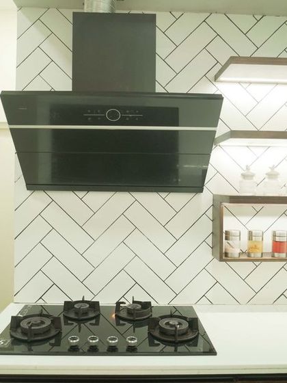 Reminiscent - Modular Kitchens Warm & Classic Kitchens photo 8