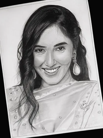 A pencil sketch of actress Simrat Kaur, known for her role in "Gadar 2." I paid special attention to the soft details of her hair and traditional attire.