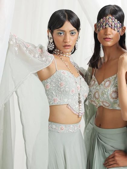 Contemporary Cocktail & Reception photo 27