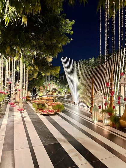 Our Canvas: The Amphitheatre, Lawns & Halls photo 12