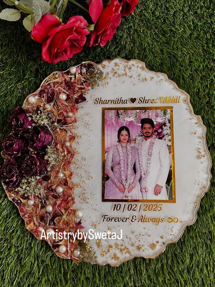 A full view of the budget-friendly 10-inch varmala photo frame. Preserving your memories doesn't have to be expensive; it just has to be done with love and care.