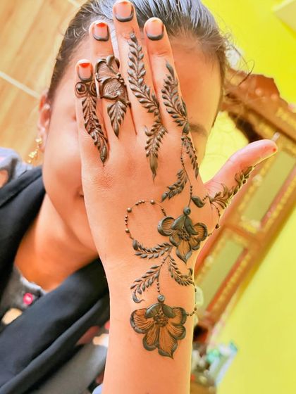 A minimalist design that is simple, elegant, and so much fun to create.