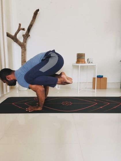 Pratyaksha Yoga - Yoga Teacher Training Asana Tutorials & Pose Breakdowns photo 9