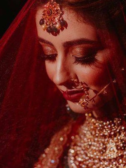 A stunning bridal portrait. We help you find the person who will see you as the most beautiful person in the world.