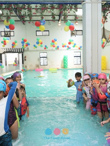 Kids' Swimming Lessons photo 11