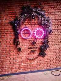 Sculptures & Installations