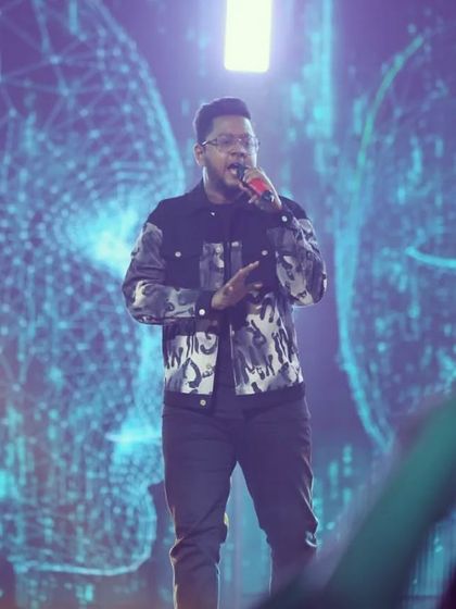 Another shot from the "PTSD" performance. The visuals and the lighting were all designed to match the song's intense mood.