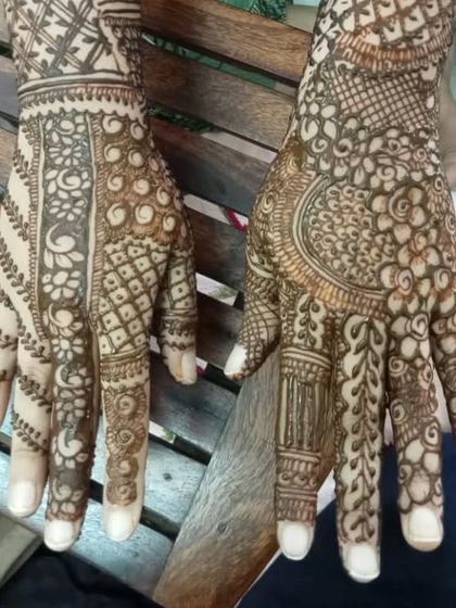 Hussaina Mehendi Artist - Party & Festive Mehendi Intricate Indian & Full Hand Designs photo 24