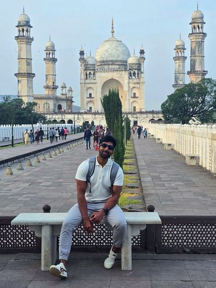 Raghu Ramappa - Guided Motorcycle Heritage Tours Destination: Maharashtra Expedition (Ajanta & Ellora) photo 7